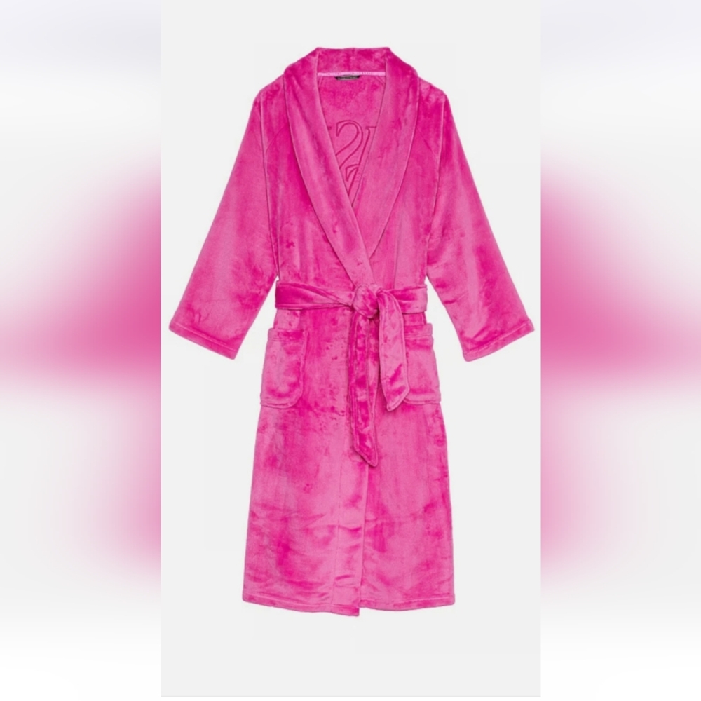Nwt Victoria Secret Women's Pink Plush Robe M/L